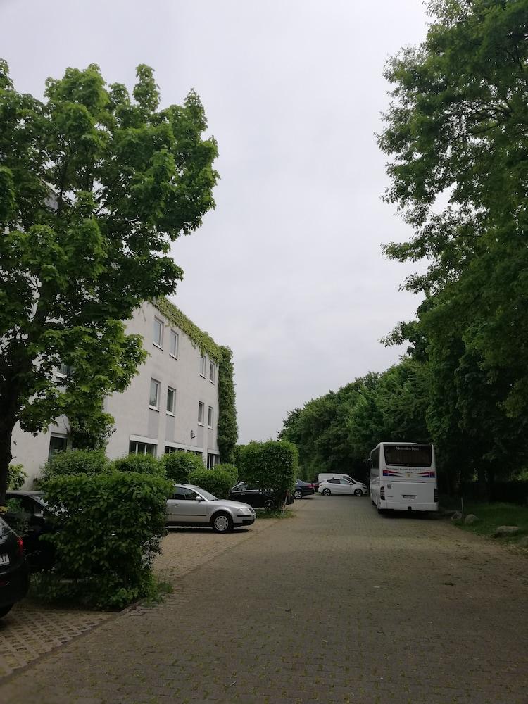 Arthotel Ambassador Wiesbaden - Free Parking Kültér fotó