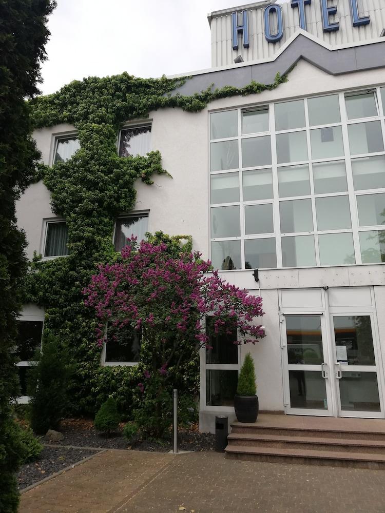 Arthotel Ambassador Wiesbaden - Free Parking Kültér fotó
