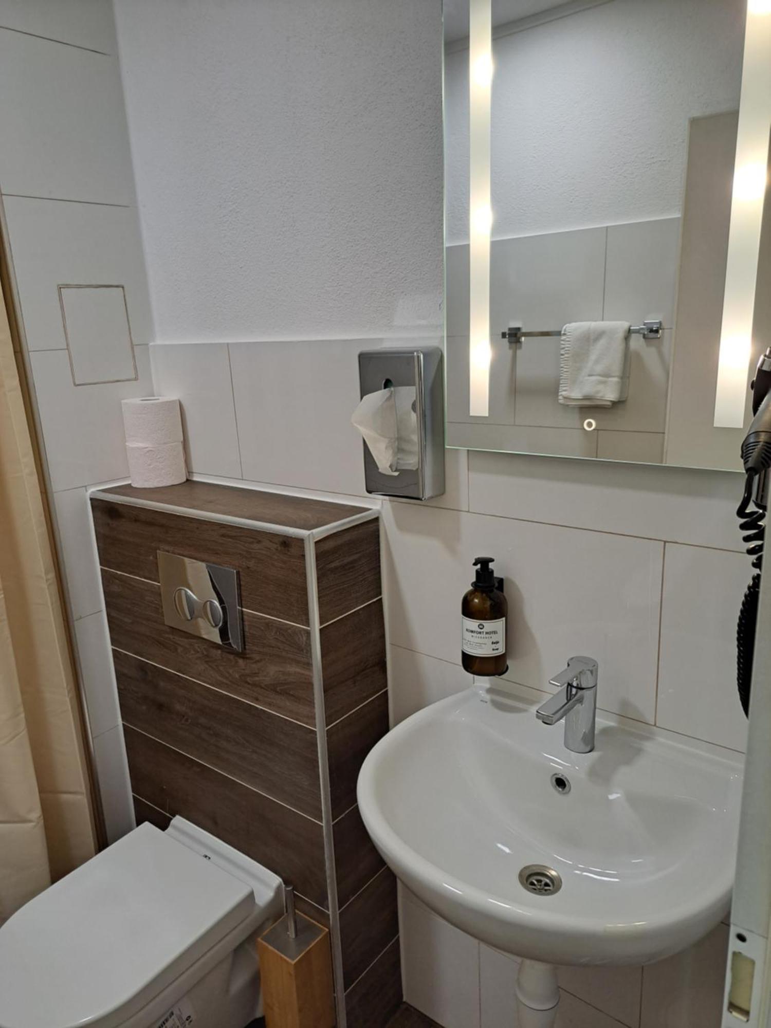 Arthotel Ambassador Wiesbaden - Free Parking Kültér fotó